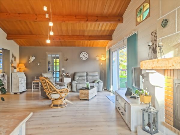 Maison 9 pièces - 218 m²