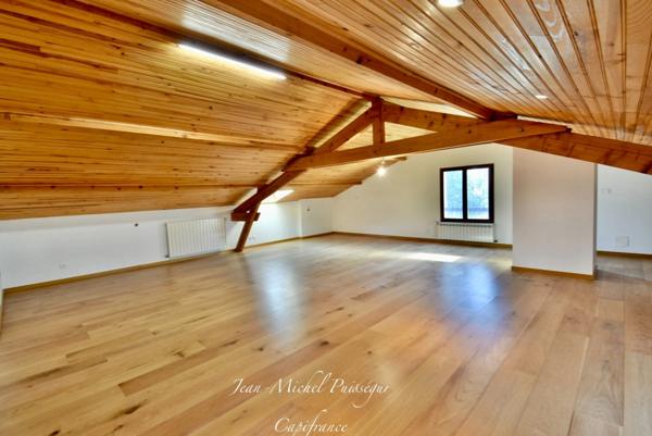 Dpt Haute Garonne (31), à vendre SAINT GAUDENS Maison Plein-pied 250m2 + Appartement, Garage, Terrain de 850m2