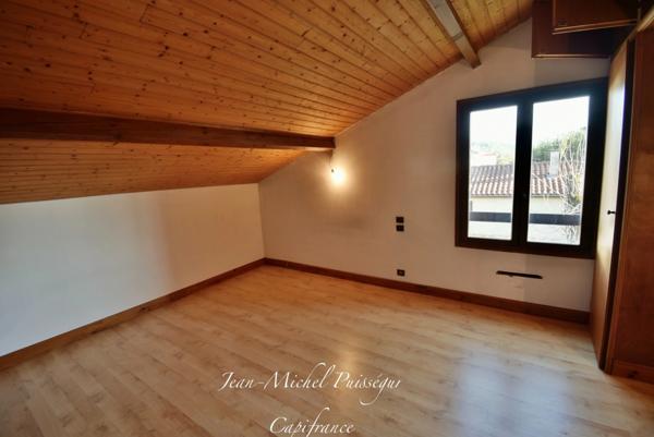 Dpt Haute Garonne (31), à vendre SAINT GAUDENS Maison Plein-pied 250m2 + Appartement, Garage, Terrain de 850m2