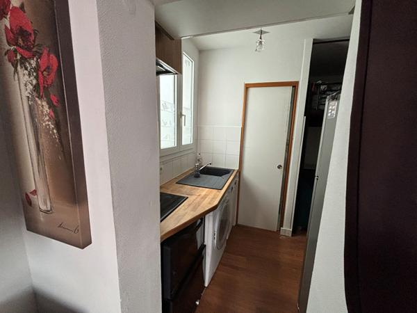 Appartement Paris 2 pièce(s) 22.37 m2