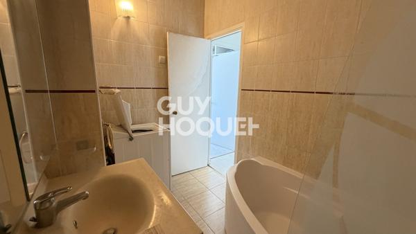 APPARTEMENT À LOUER DE 2 PIÈCES DE 43,00 M²