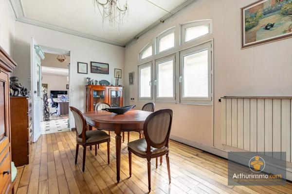 Vente Maison 10 pièces 190 m2 à Creil