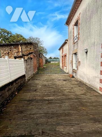 VILLEDIEU LA BLOUERE