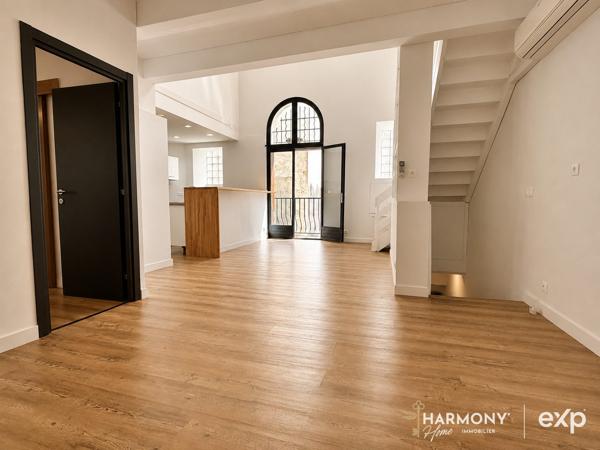 Duplex T4 lumineux avec box fermé au calme