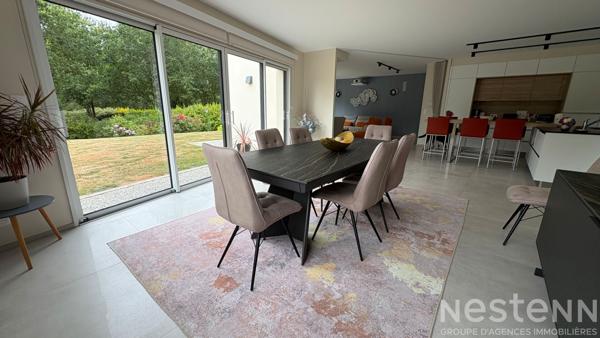 A vendre - Maison contemporaine d'exception à vendre à Ploemel de 231 m²