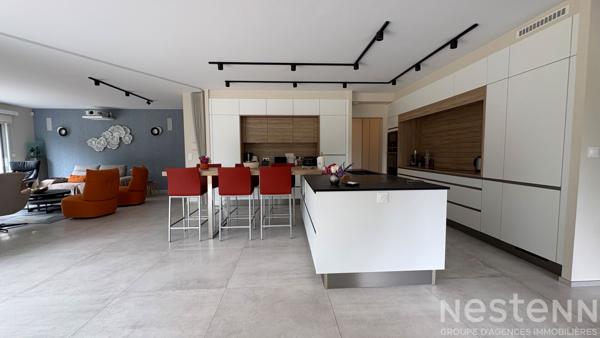 A vendre - Maison contemporaine d'exception à vendre à Ploemel de 231 m²