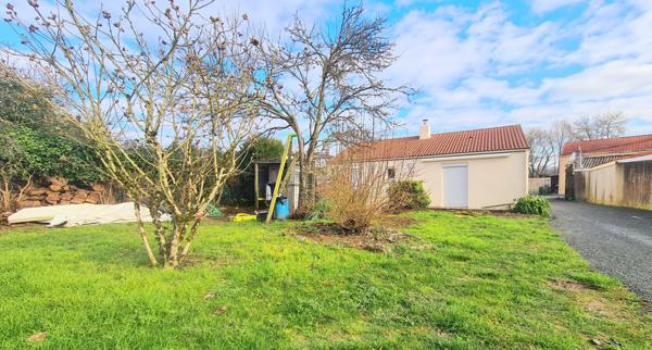 MAISON DE PLAIN-PIED, EXPOSE SUD- ET OUEST, 3 CHAMBRES !,  
Pont saint martin 44860