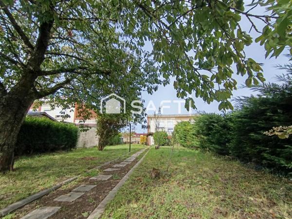 Maison semi-mitoyenne