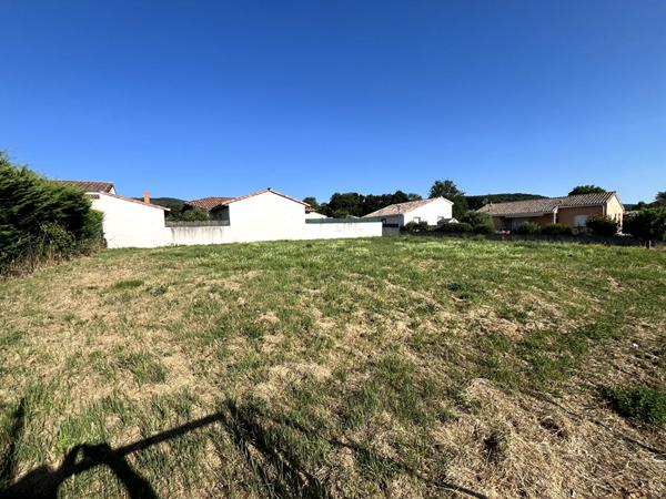 LAVELANET TERRAIN VIABILISÉ 639 m2