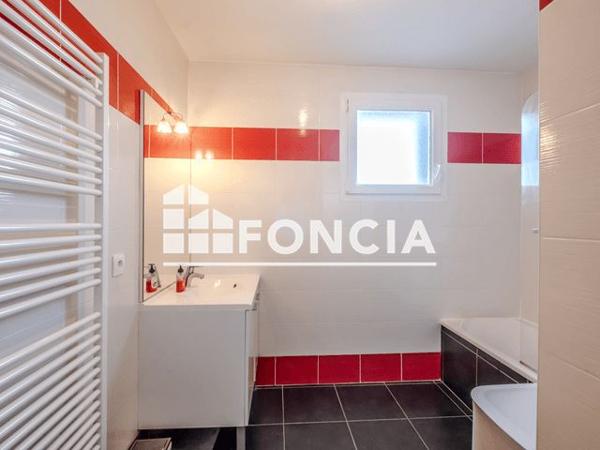 À vendre Appartement 3 pièces 68 m² - Saint-julien-en-genevois 74160