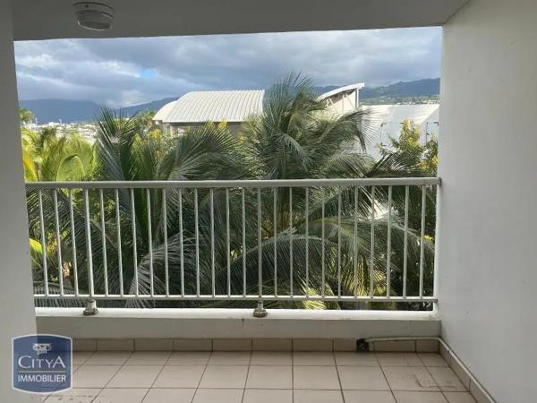 Appartement à louer 2 pièces 38.61m² Saint-Denis (97490)