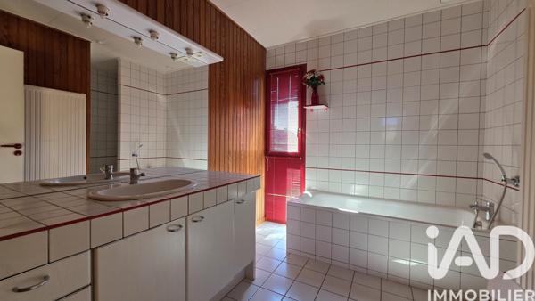 Maison à vendre 5 pièces 155 m² Riom