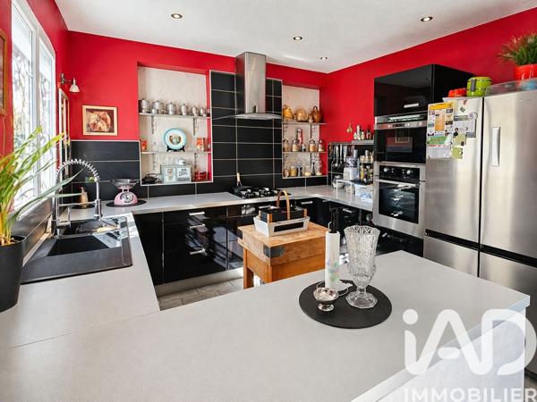 Maison à vendre 4 pièces 110,73 m² Conches-en-Ouche