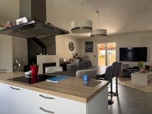 Pavillon T4 avec piscine -Jaunay Marigny , Jaunay marigny