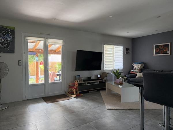Pavillon T4 avec piscine -Jaunay Marigny , Jaunay marigny