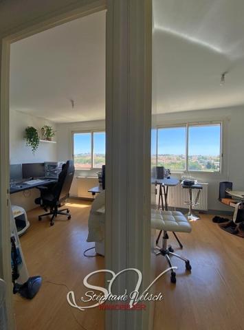 Appartement 4 pcs 80m2, 3 chambres Dernier étage, vue exceptionnelle