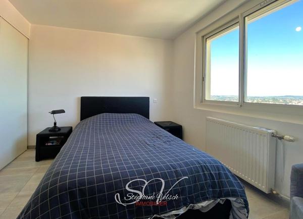 Appartement 4 pcs 80m2, 3 chambres Dernier étage, vue exceptionnelle