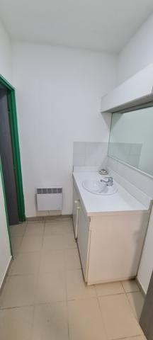 Marseille (13004) LOCAL BUREAU - 54m² - LIBERATION