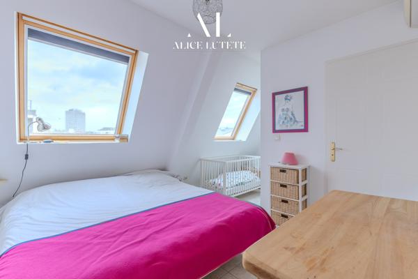 Marseille (13008) BARTEL - Duplex de 145 m² avec terrasse, double parking, box et cave