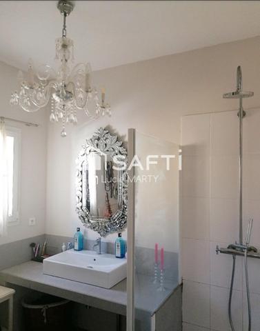 Maison plain pied, vue dégagée en face d'une zone natura 2000 et prés des commodités