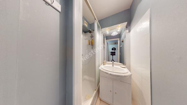 Appartement Sainte-Cécile 2 pièces cabine 41 m2 -Exposition SUD - Vue latérale mer -150M de la plage-meublé