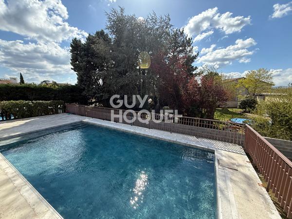 Maison familiale à Millery proche du centre avec grand jardin et piscine