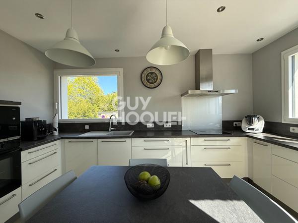 Maison familiale à Millery proche du centre avec grand jardin et piscine