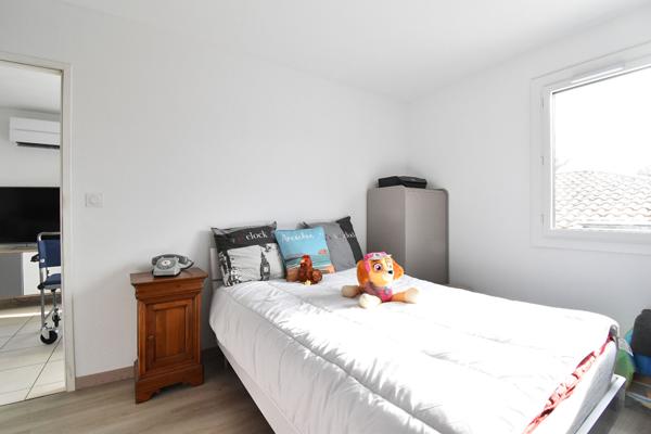 Maison Ensemble immobilier - 2 maisons - Cestas 224 m²