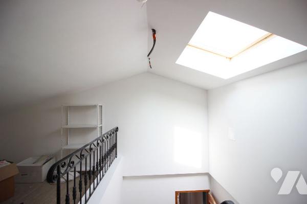 Magnifique villa de 155 m2 (avec piscine & vue mer) sur terrain de 1668 m² à Septèmes-Les-Vallons