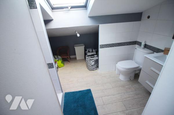 Magnifique villa de 155 m2 (avec piscine & vue mer) sur terrain de 1668 m² à Septèmes-Les-Vallons