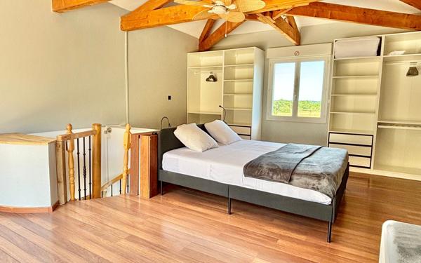 Maison à vendre    4 pièces •  Saint-Augustin