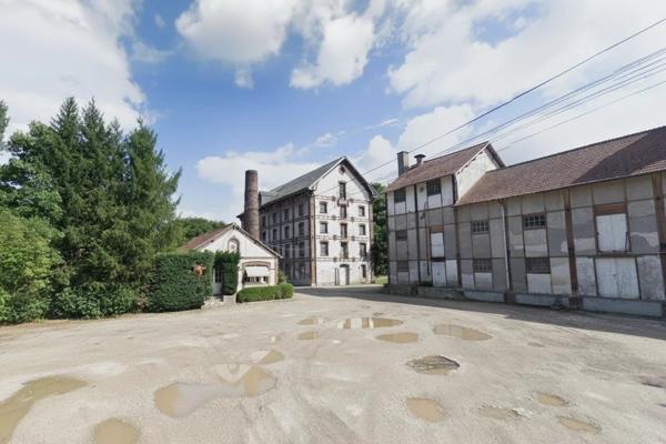 Vente                                                      Terrain
                        
                                         6535 m2                     à Chartres
