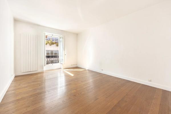 Appartement Paris 11 e - ROQUETTE- KELLER