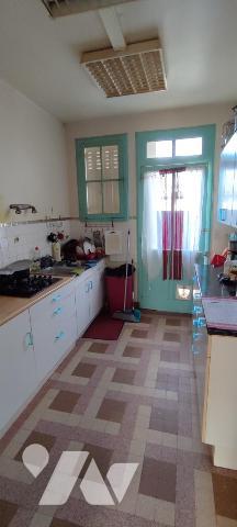 BENER Maison trois chambres avec jardin et garage 