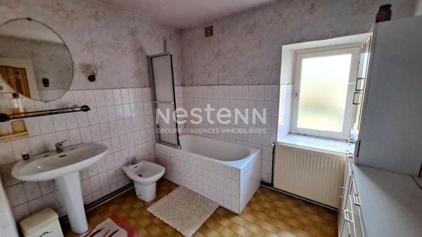 Maison Fontenay-le-Comte centre-ville 3 chambres avec jardin et garage