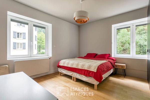 Appartement rénové dans un ancien moulin avec terrasse