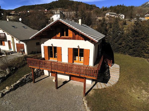 COUP DE COEUR ! SEYNE, CHALET T4/T5 SANS TRAVAUX !