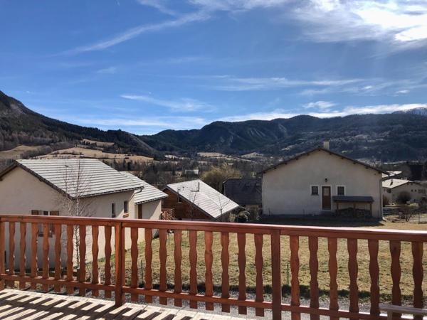 COUP DE COEUR ! SEYNE, CHALET T4/T5 SANS TRAVAUX !