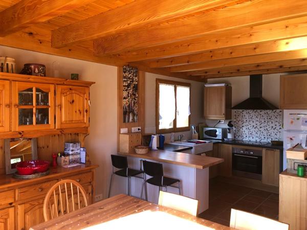 COUP DE COEUR ! SEYNE, CHALET T4/T5 SANS TRAVAUX !