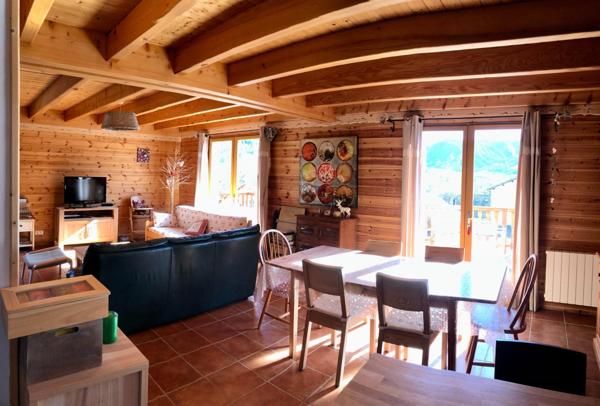 COUP DE COEUR ! SEYNE, CHALET T4/T5 SANS TRAVAUX !