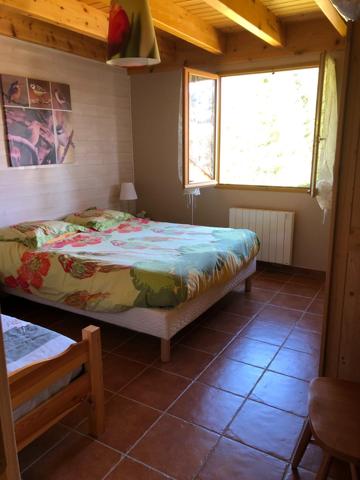 COUP DE COEUR ! SEYNE, CHALET T4/T5 SANS TRAVAUX !