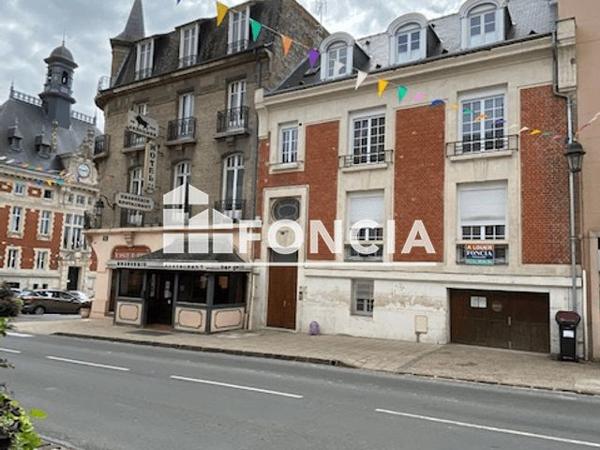 Location Appartement 5 pièces 95.2 m² - 3 RUE PIERRE CURIE Rethel 08300