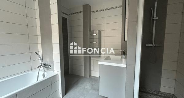 Location Appartement 5 pièces 95.18 m² - Rethel 08300