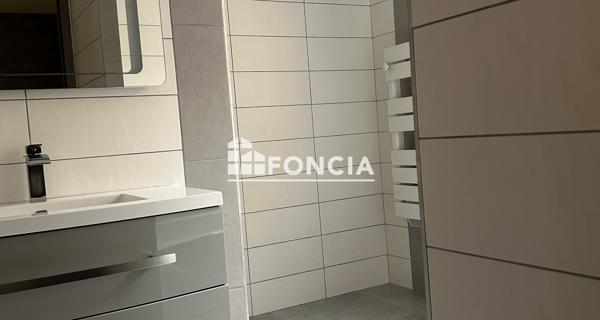 Location Appartement 5 pièces 95.18 m² - Rethel 08300