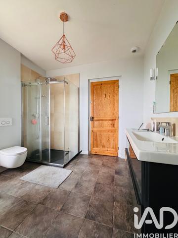 Maison à vendre 7 pièces 228 m² Montagne