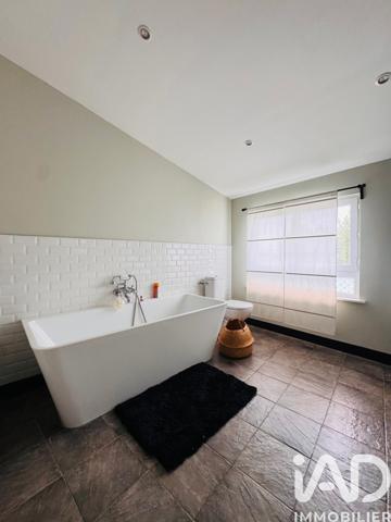 Maison à vendre 7 pièces 228 m² Montagne