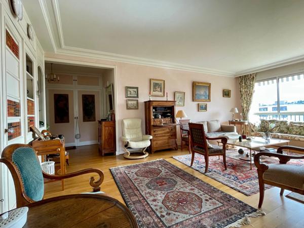 Appartement à vendre 5 pièces NOISY LE ROI (78)