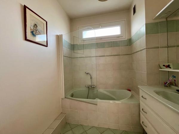 Appartement à vendre 5 pièces NOISY LE ROI (78)