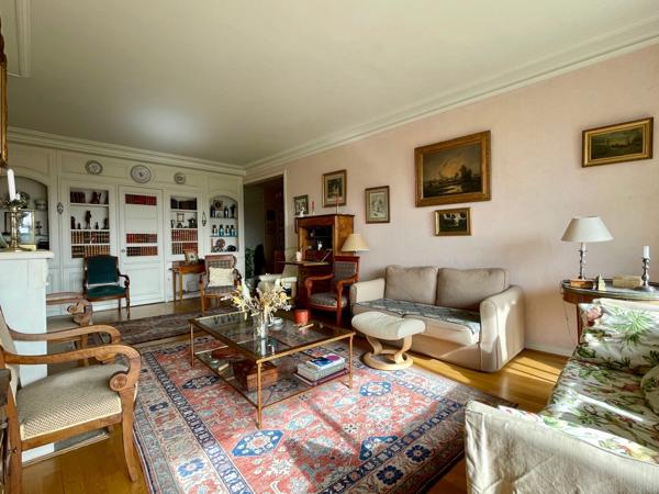 Appartement à vendre 5 pièces NOISY LE ROI (78)