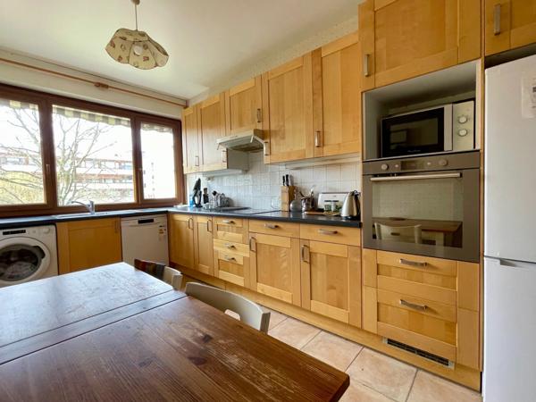 Appartement à vendre 5 pièces NOISY LE ROI (78)